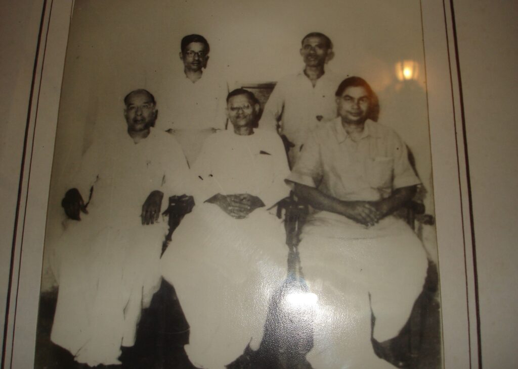 SASAN PARISHAD MNEMBERS